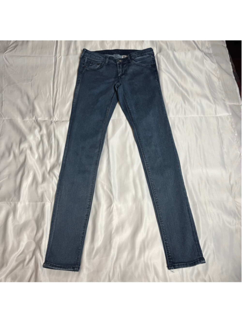 Women's H&M Blue Super Skinny Super Low Waist Jeans Size 27